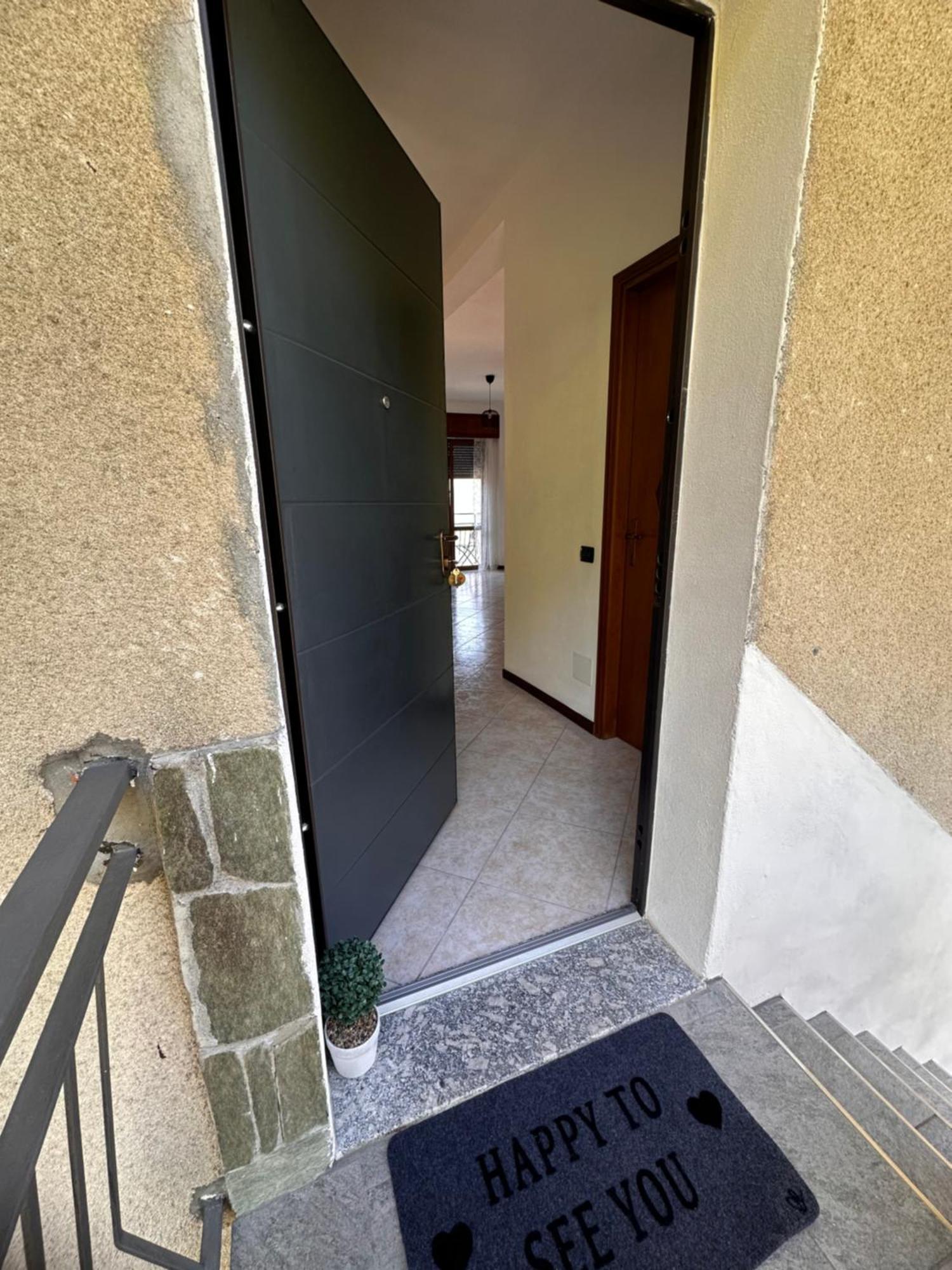Little House Lezzeno Apartment Exterior foto