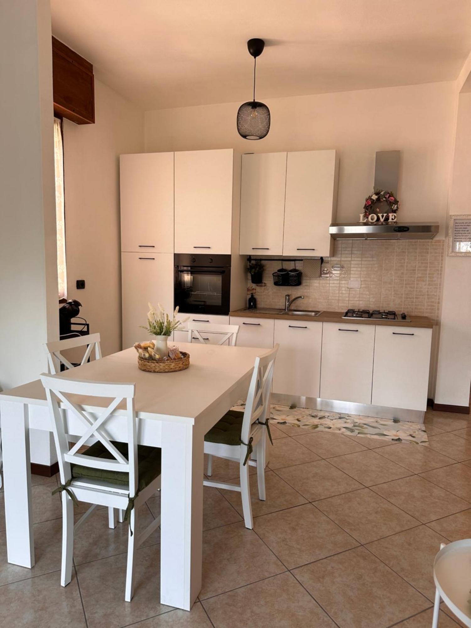 Little House Lezzeno Apartment Exterior foto