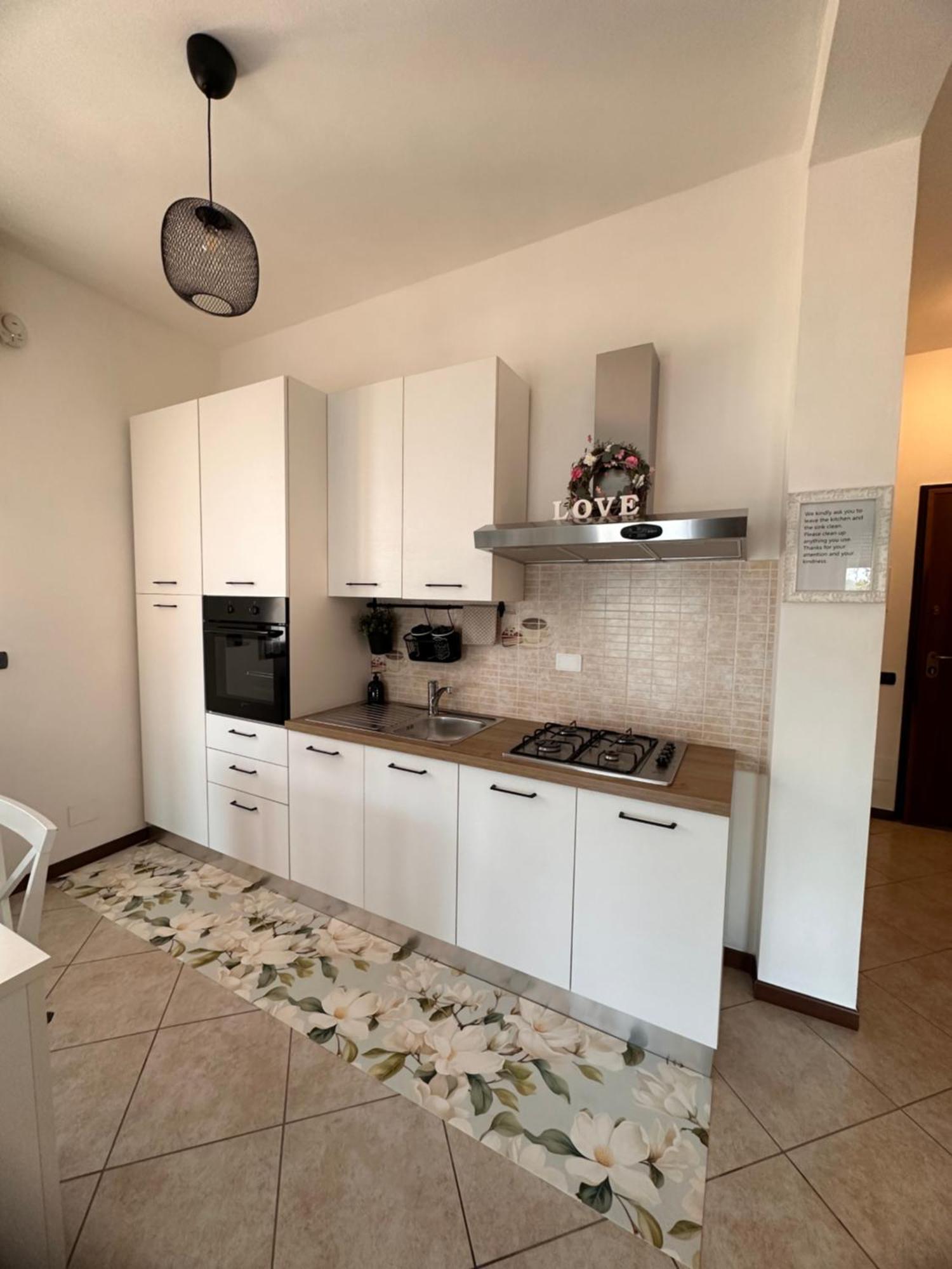 Little House Lezzeno Apartment Exterior foto